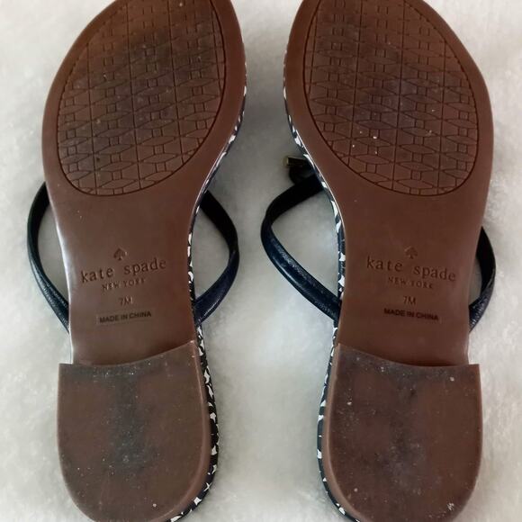 Kate Spade Bow Flip Flops Mystic Blue Gold Charm SZ 7 M Slip-On Thong Sandals - Picture 6 of 8